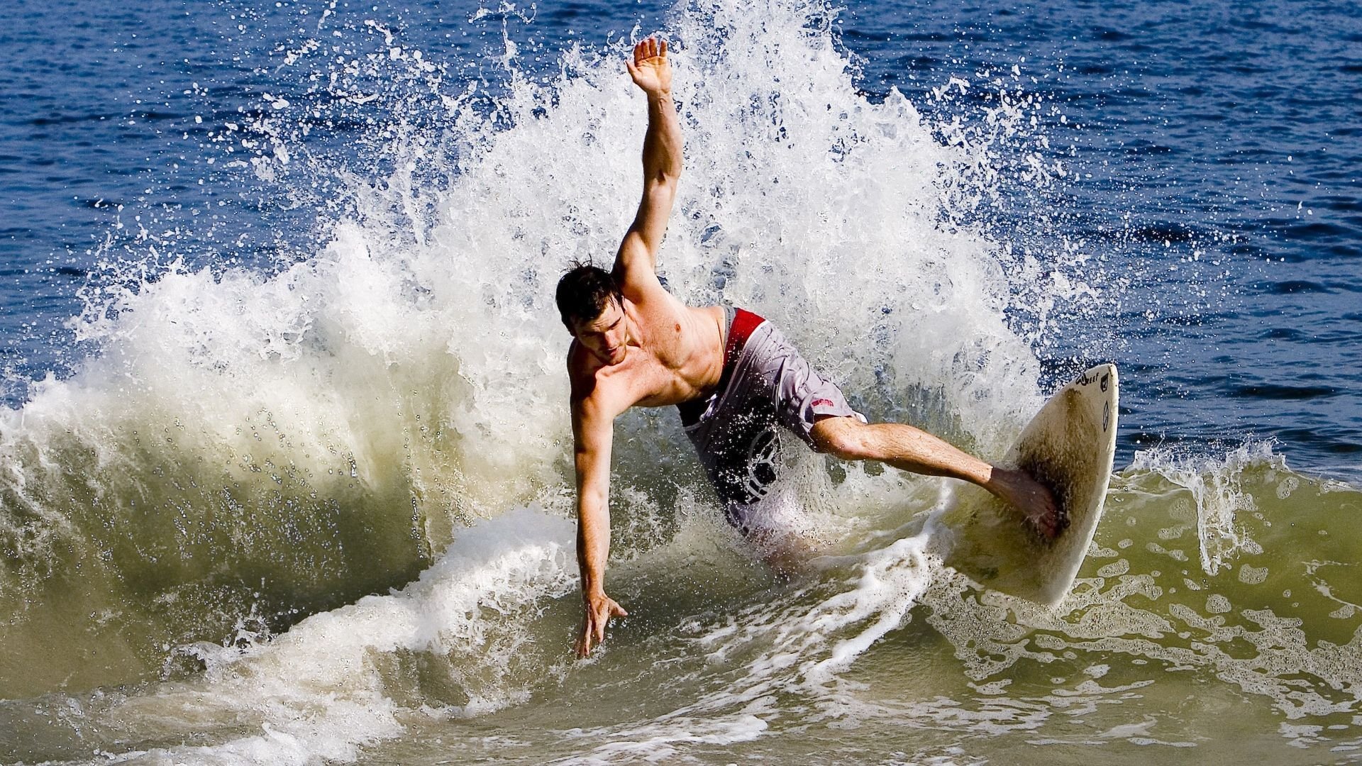 范弗利特，从落选秀到关键先生，一记绝杀如何改写费城与孟菲斯的命运？